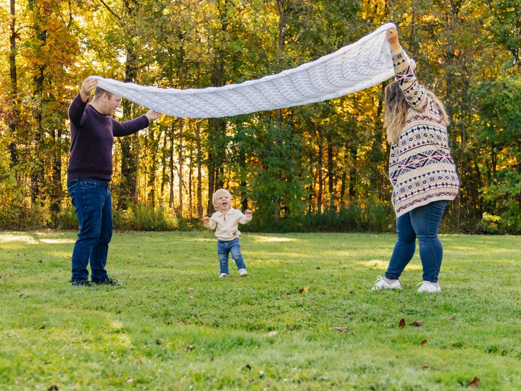 helping-dads-feel-comfortable-family-photography